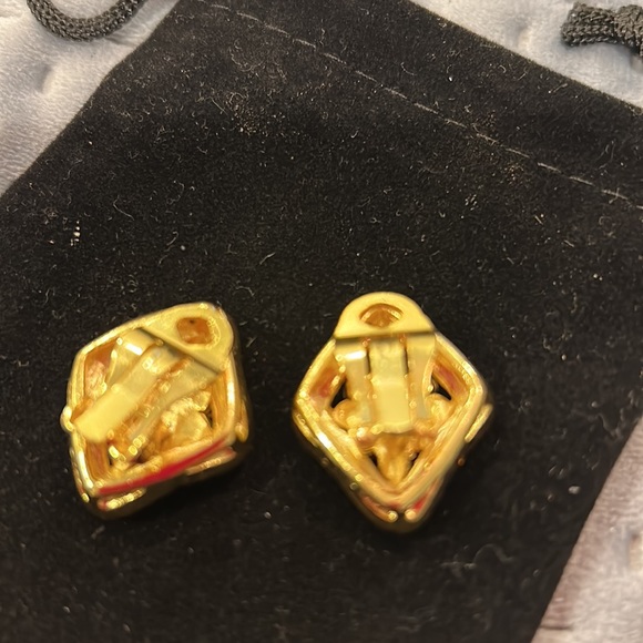 Vintage Clip on Crystal Earrings-Boutique - Picture 5 of 6